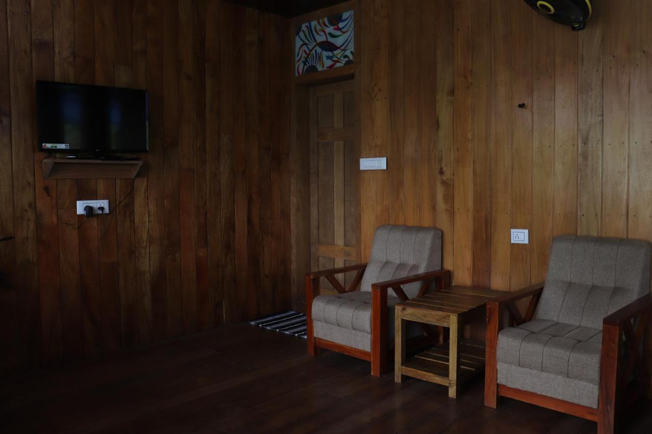 Stone Hills Hotel Kannur Bagian luar foto
