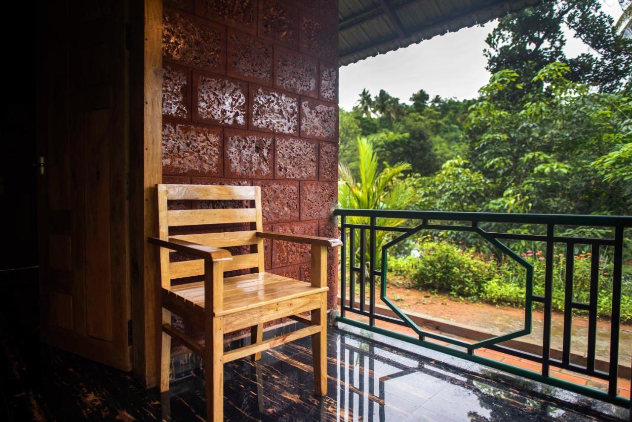 Stone Hills Hotel Kannur Bagian luar foto